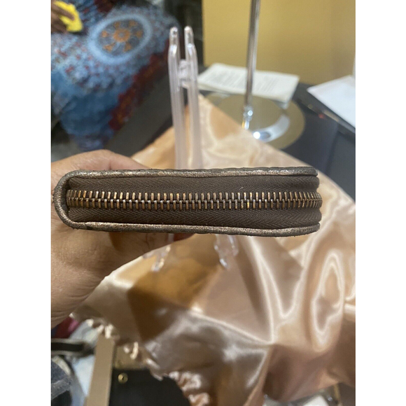 Bottega Veneta Intrecciato Woven Leather Continental Wallet - Picture 8 of 13